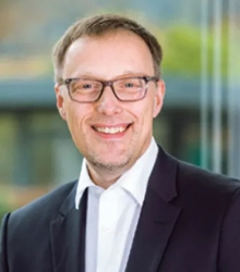 Blockchain and The Automotive Industry -What Have We Learned So Far?