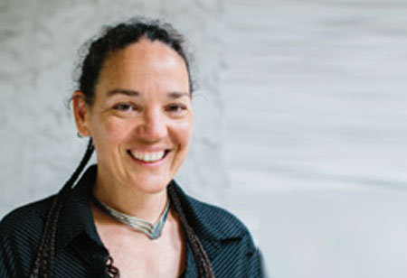 Automotive Connectivity Challenges For In-Vehicle High Voltage Components