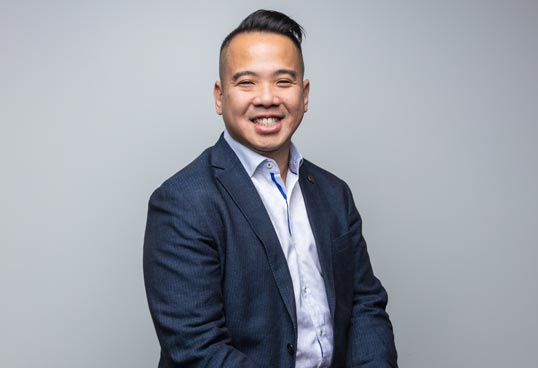 Artificial Intelligence and Automotive Engineering: Generative Design and the AI-Defined Vehicle