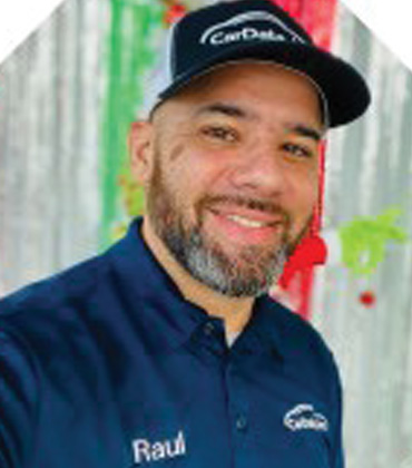 CarData Inc.: Empowering Dealerships with Visual Excellence